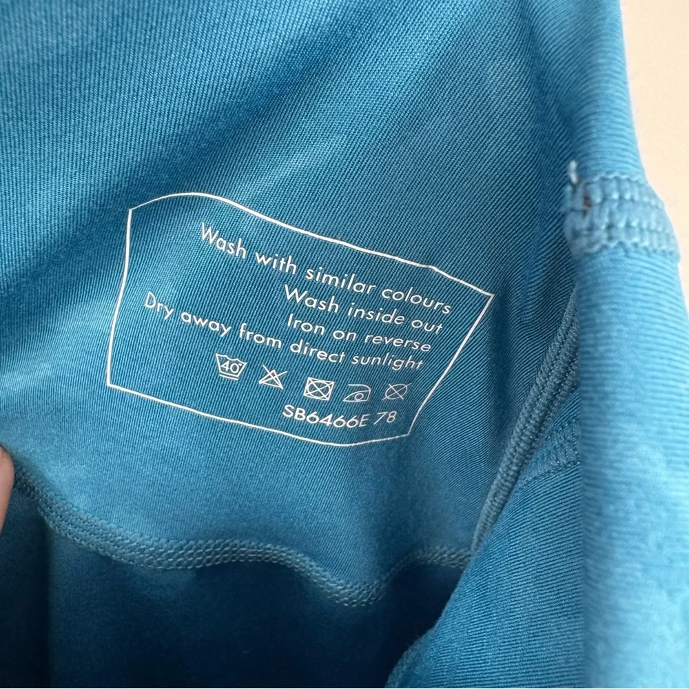 Sweaty Betty size moisture